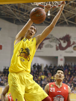 塞勒哈里斯合砍54分江苏主场逆转佛山夺两连胜