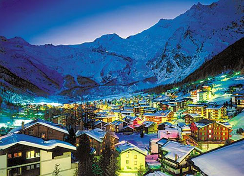 瑞士洛伊克巴德 雪山环抱中的融融暖意