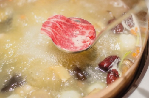抵抗小寒风 沪上经典火锅美食新地图