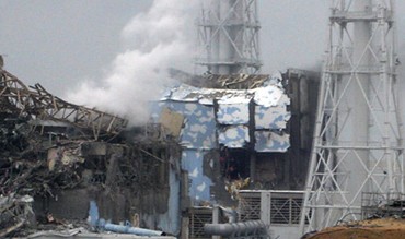 日本福岛第一核电站损坏的3号和4号机组