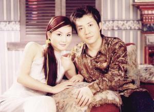 李琛和妻子的结婚照