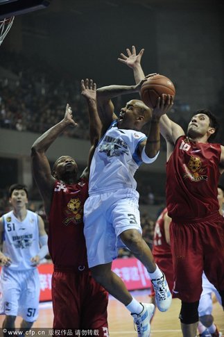 李根缺阵马布里37分难救主 北京负吉林失榜首