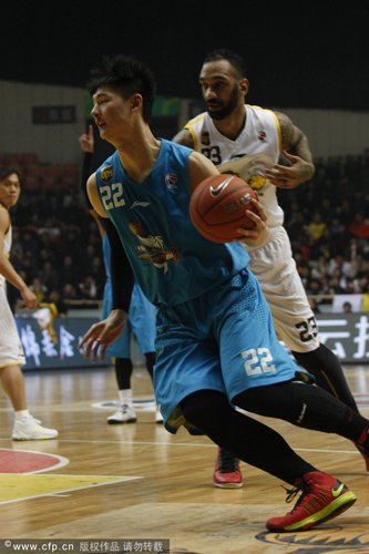 福布斯28+7广厦送福建3连败 王哲林空砍22+13