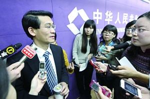 商务部新闻发言人表示,月度数据出现波动是正常的。