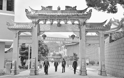 徐江村村口