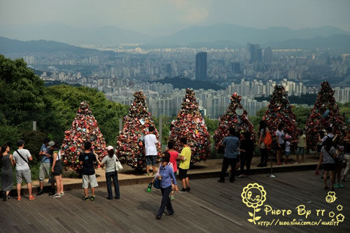 南山塔爱心锁