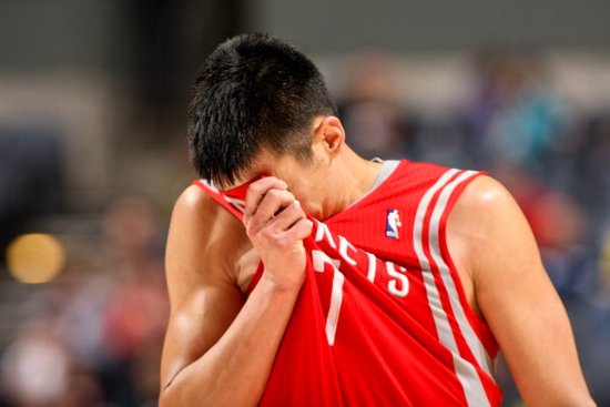 书豪的危机真来了! 失队友信任更失核心待遇