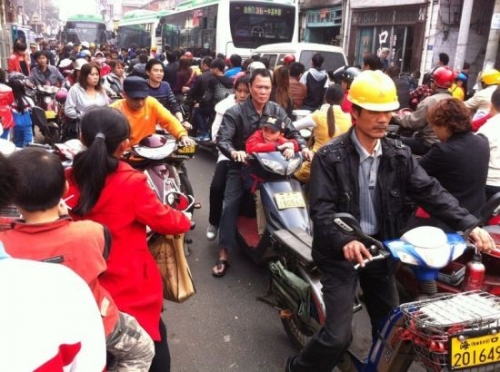 事件导致附近路段拥堵