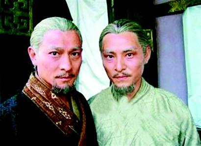 山寨明星轻松年入百万 “刘德华”买别墅送妈妈
