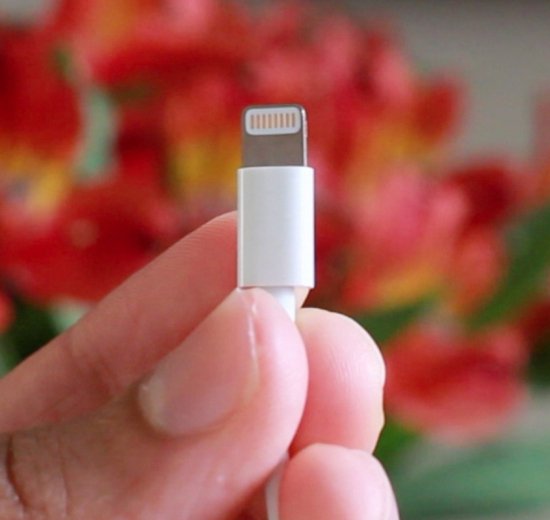 解决传输速度问题 苹果或推USB 3.0雷电数据线