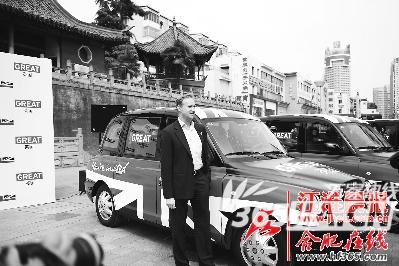 “米字旗”英国出租车特别抢眼。