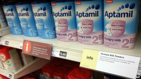 英国多家超市开始对包括达能爱他美奶粉等乳制品采取每人两听限购政策